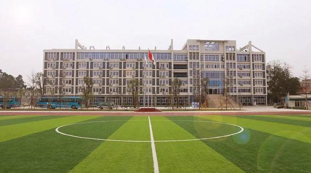 廣州市技工學(xué)校排行榜 廣州技校前十名-3 廣州市技工學(xué)校排行榜 廣州技校前十名-廣東技校排名網(wǎng)