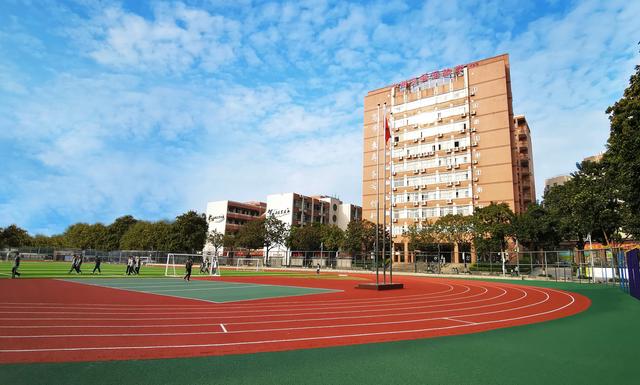 廣州什么技術(shù)學(xué)校最好 廣州技校有哪些學(xué)校好-6 廣州什么技術(shù)學(xué)校最好 廣州技校有哪些學(xué)校好-廣東技校排名網(wǎng)