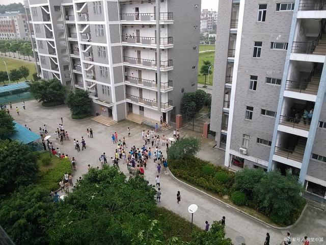 廣州技校排名公辦 廣州技校前十名學(xué)校排行-1 廣州技校排名公辦 廣州技校前十名學(xué)校排行-廣東技校排名網(wǎng)